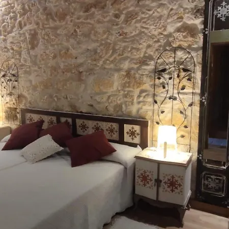 Holiday home Secretos Carbonero de Ahusin